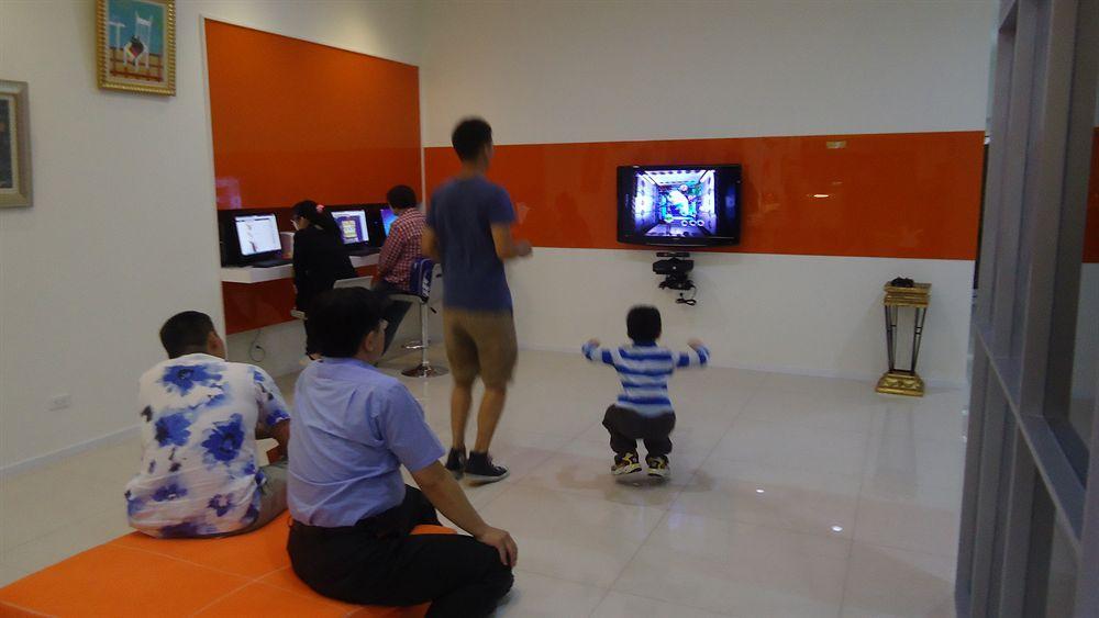 โรงแรมเลเจนด์ เกาสง ภายนอก รูปภาพ